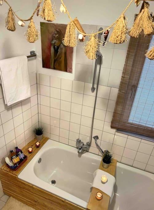 Boho Apartment In Der Stadtmitte Лар Екстер'єр фото